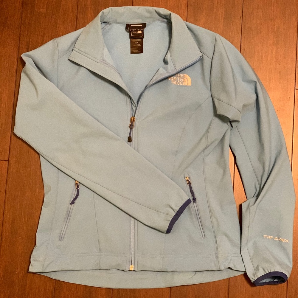 The North Face Apex - Picture 1 of 12